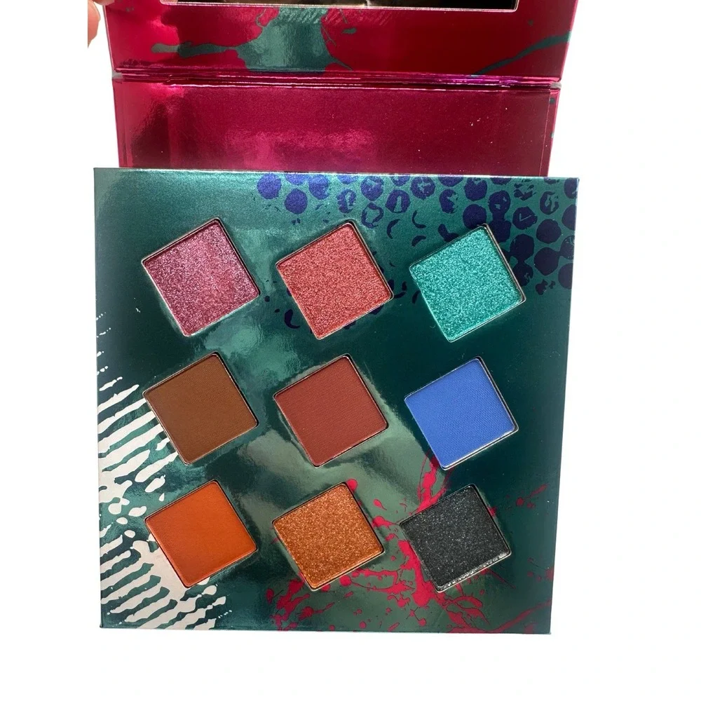 HANK & HENRY LIVING IN COLOR LONG-LASTING FINGER APPLIED 90's EYESHADOW PALETTE